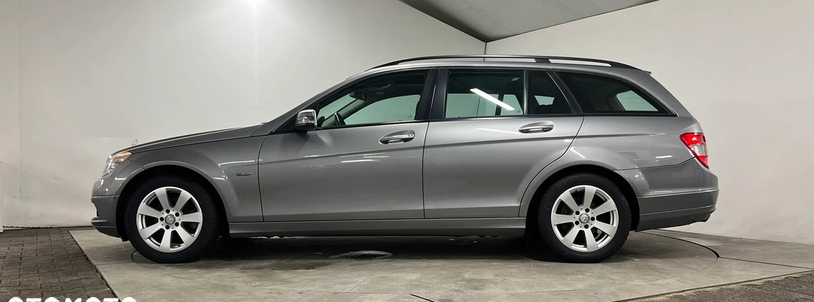 Mercedes-Benz Klasa C cena 25500 przebieg: 318000, rok produkcji 2009 z Poznań małe 92